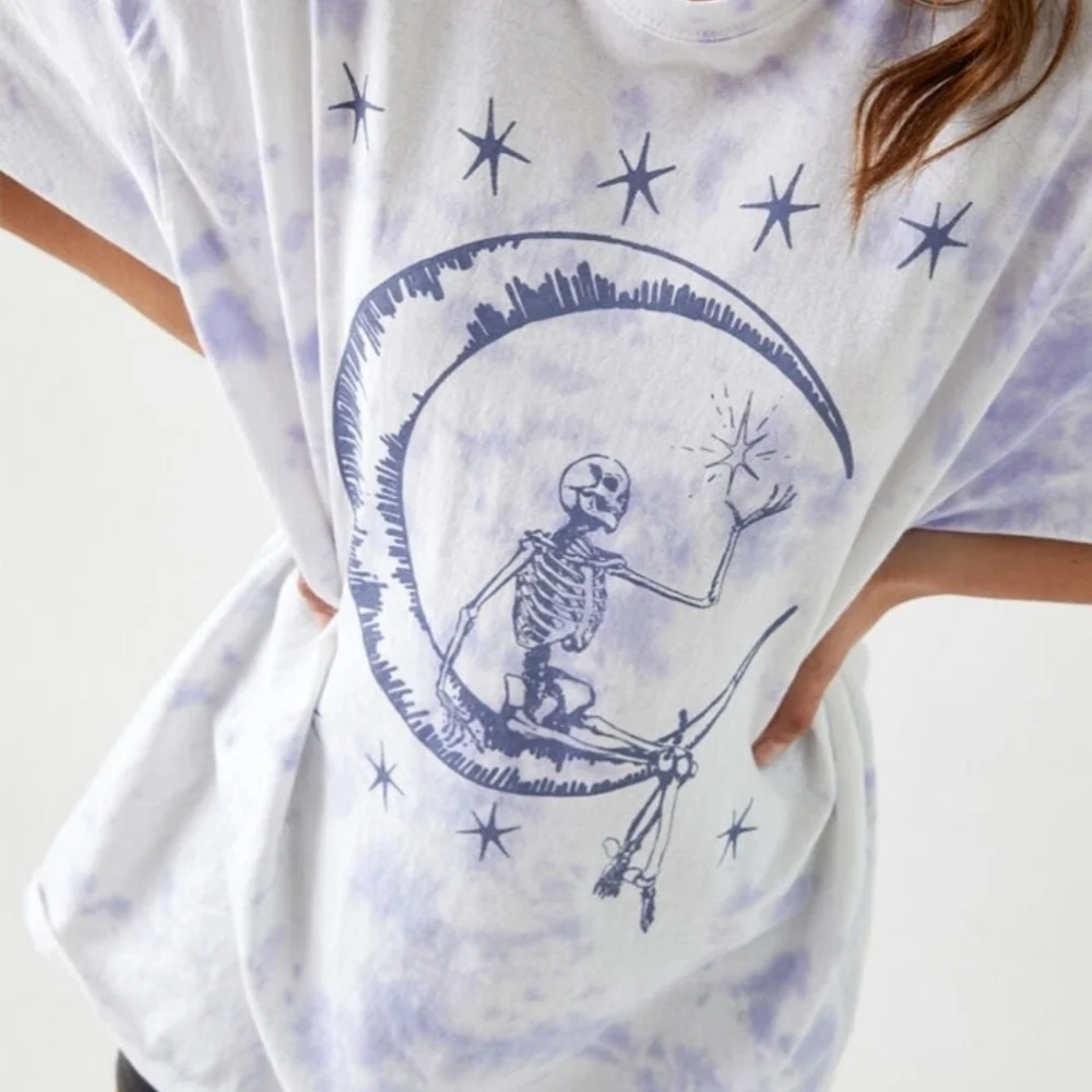 Desert Dreamer Skeleton & Moon Oversized - Picture 2 of 5